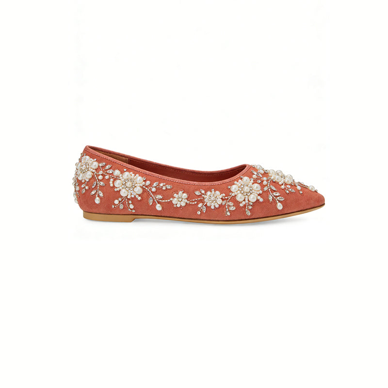 Gentle Romantic Commuter Eye Catching Pointed Toe Ballet Flats