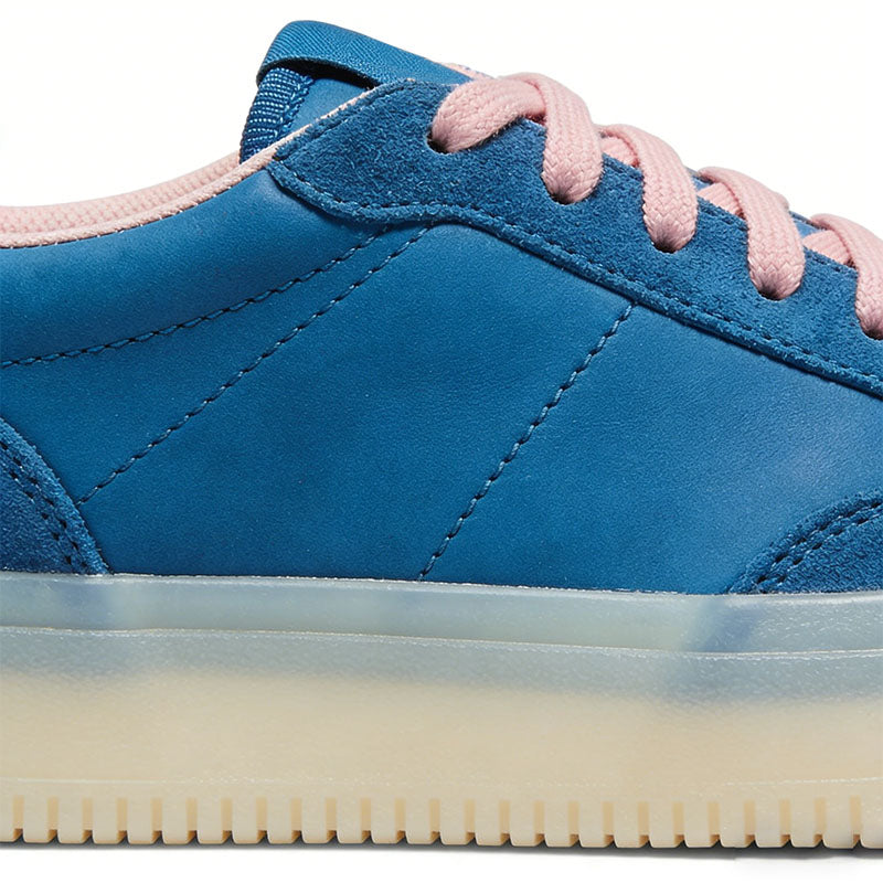 Classic Comfortable Everyday Women's Lifestyle Sneakers